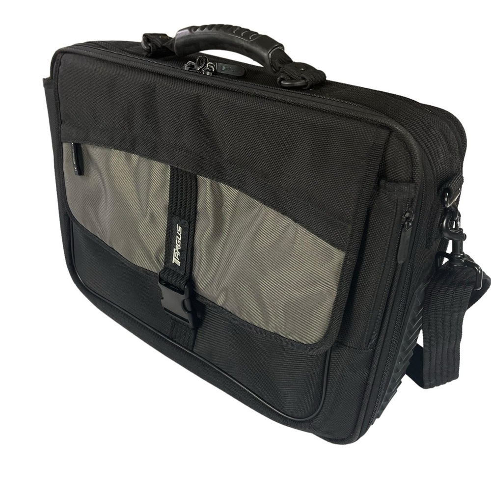 Targus Large Computer Brief Case with Shoulder Handle‎ - Picture 8 of 15